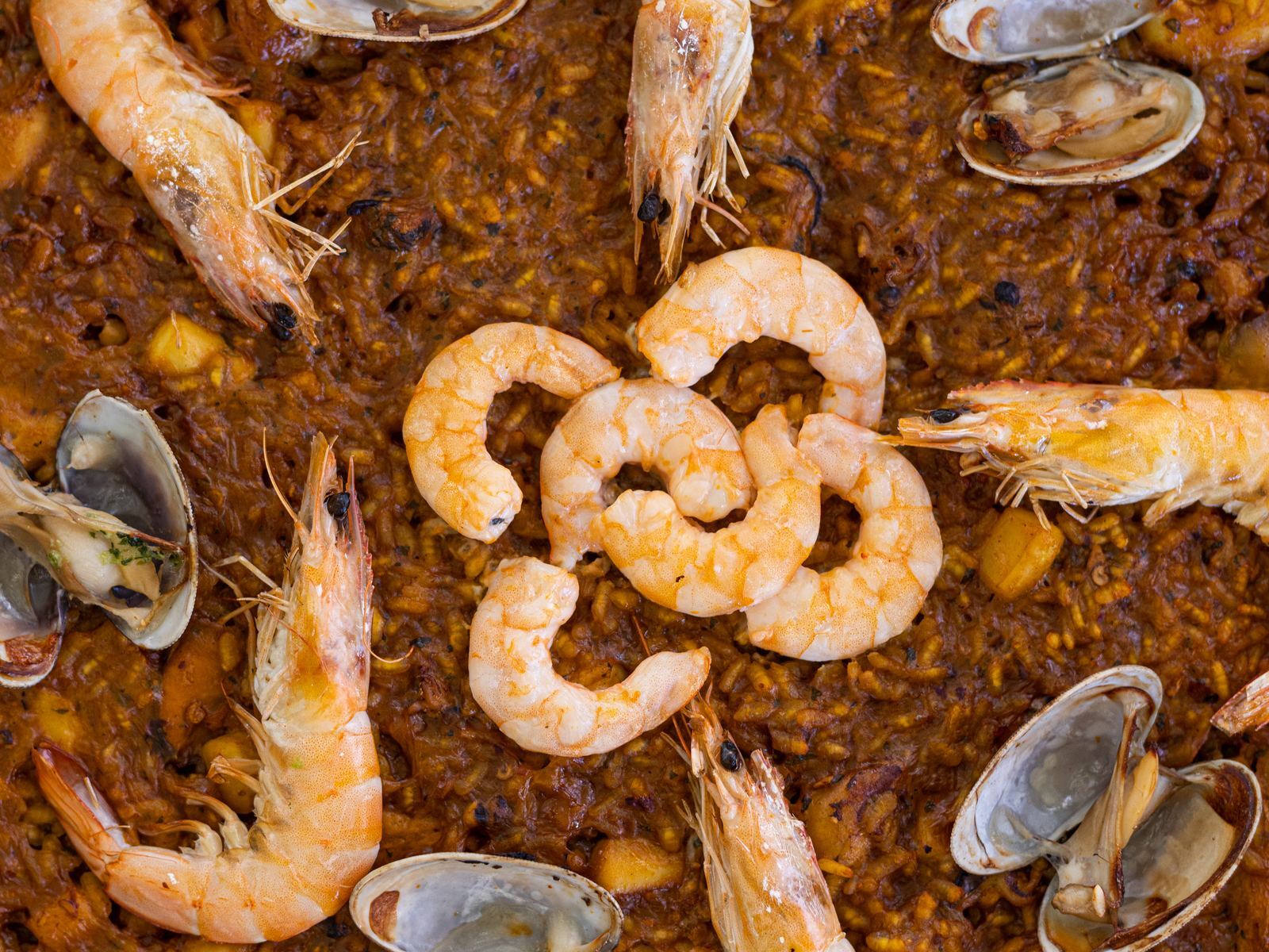 Arroz de marisco con gambas y almejas de La Taberna de Peñalver
